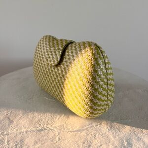 BANANA REPUBLIC GREEN/IVORY HOUNDSTOOTH HARD-SIDED CLUTCH MINI BAG‎ RESORT-WEAR